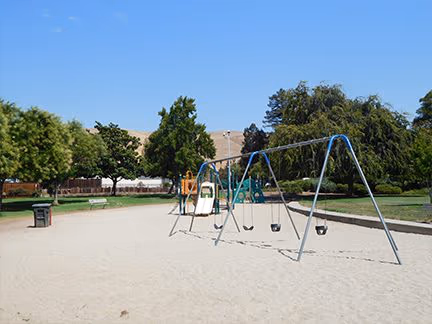 Rogers Playfield photo 1